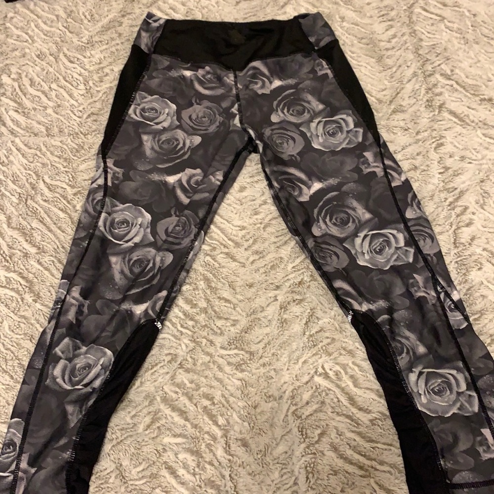Rose leggings purity brand